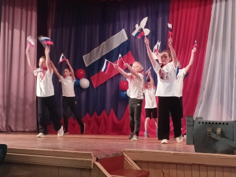 Поздравление с Днем России